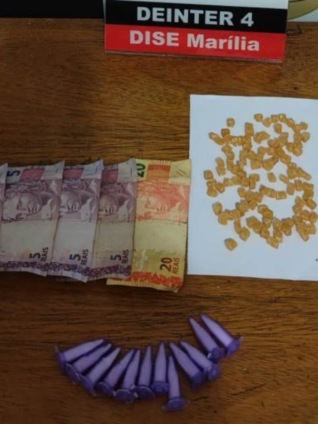 Dise flagra jovem de 14 anos com 116 porções de drogas na zona sul