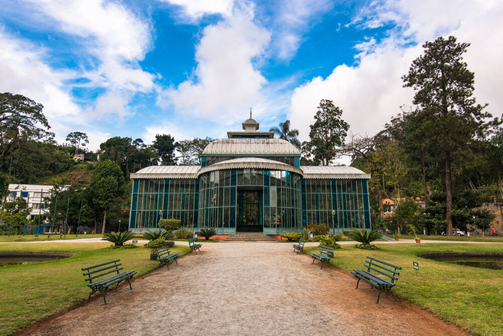 O Palácio de Cristal é cenário de várias exposições e eventos importantes de Petrópolis. Foto: shutterstock 