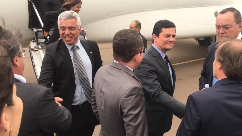 Moro inicia visita à região com políticos e comitiva de Marília em Bauru