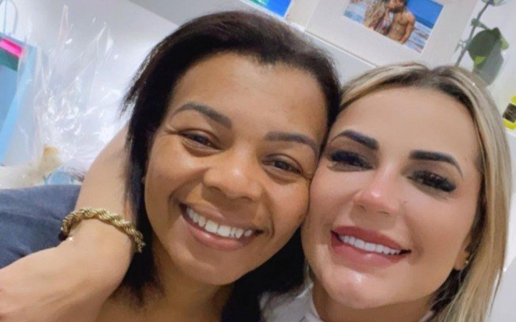 Mãe de MC Kevin posta foto com Deolane Bezerra Mãe de MC Kevin posta foto com Deolane Bezerra