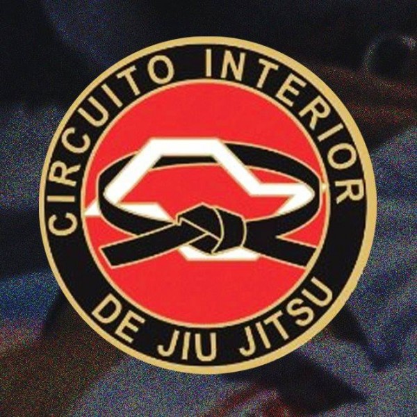 Lutadores de Marília conquistam medalhas em circuito de jiu-jitsu