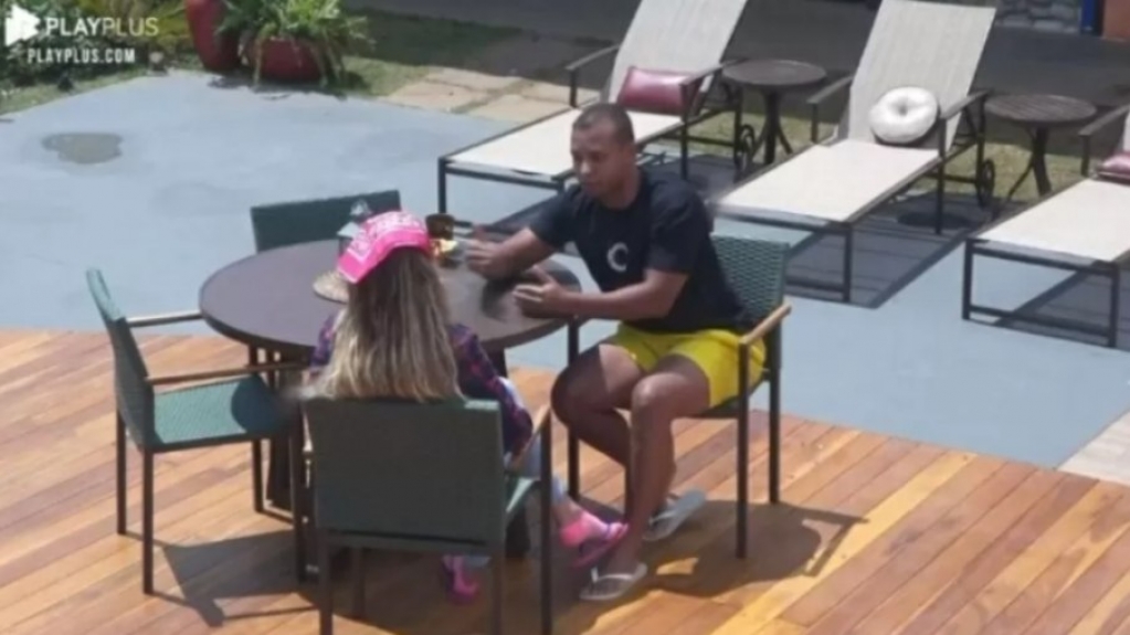 'A Fazenda 13': Mussunzinho e Érika brigam: "Você me colocou como machista"