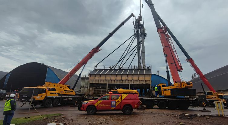 Paraná, 28/07/2023, Silo de secagem de grãos da C.Vale, cooperativa agroindustrial de Palotina, explodiu, no oeste do Paraná, de acordo com o Corpo de Bombeiros. Foto: Corpo de Bombeiros Paraná