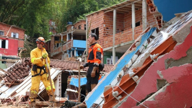 Chuvas em SP: sobe para 49 o número de mortos no litoral norte