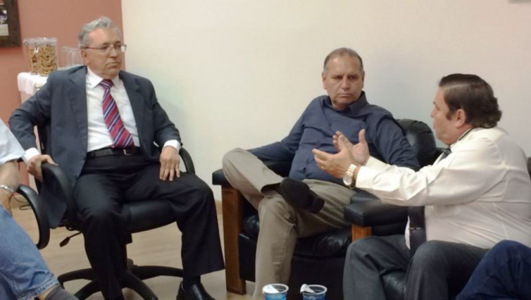 Promotor José Sant´Ana, vereador Wilson Damasceno e o presidente da Acim, Libânio Nunes