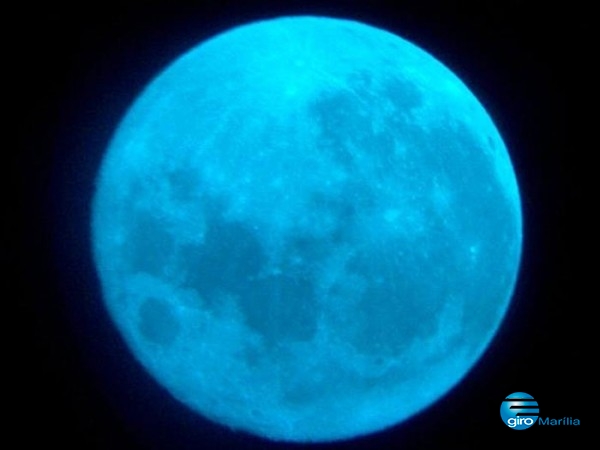 Sexta-feira terá noite de “lua azul”