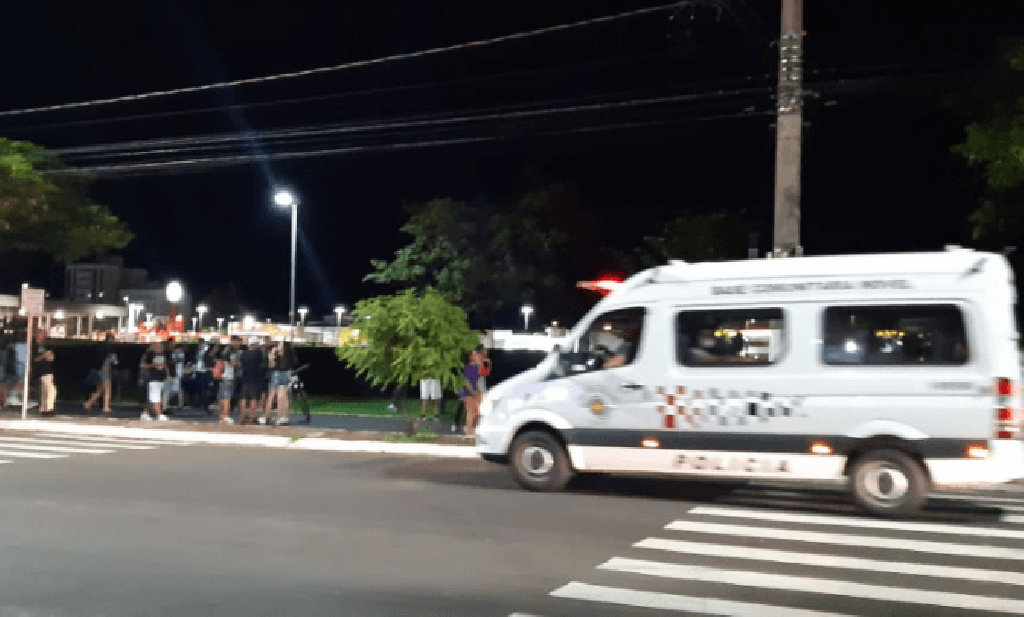 Briga de adolescentes na Esmeraldas tem dois feridos e vira caso de polÃcia Briga de adolescentes na Esmeraldas tem dois feridos e vira caso de polÃcia