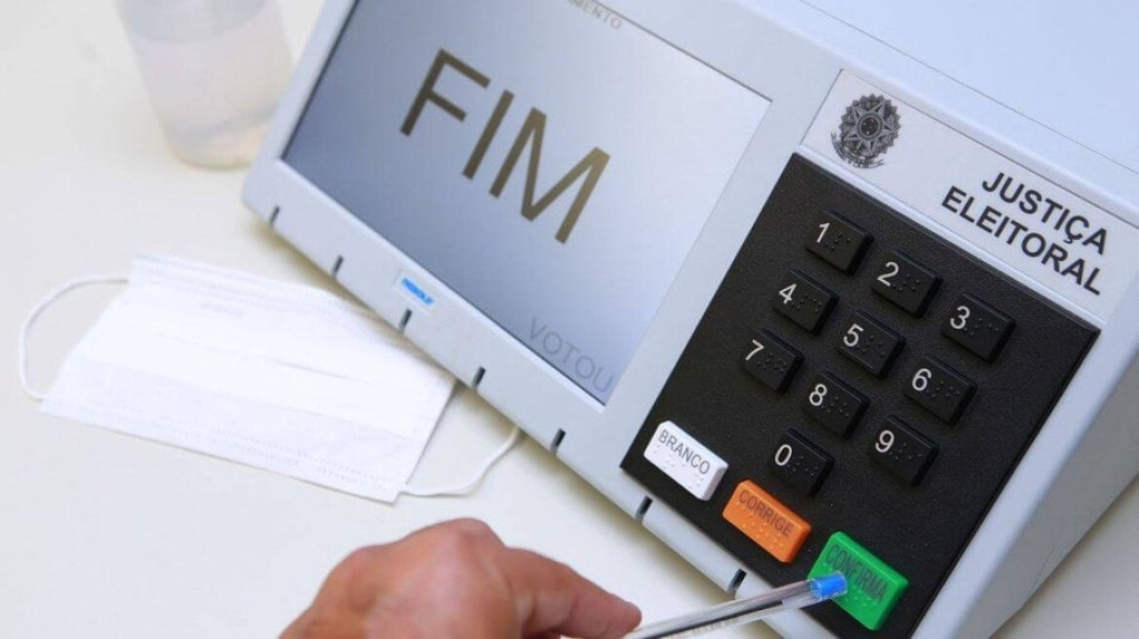 TCU analisa boletins e garante segurança das urnas eletrônicas