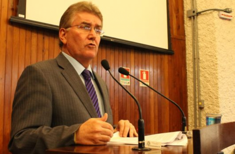 Marcos Rezende tem quadro estável na UTI e sem plano de transferência, diz assessoria