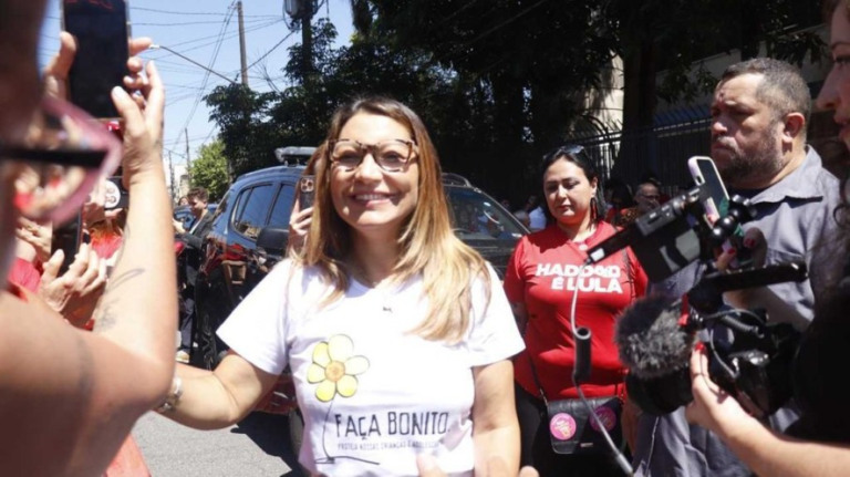 Janja comenta prioridades no governo e diz não ligar para críticas