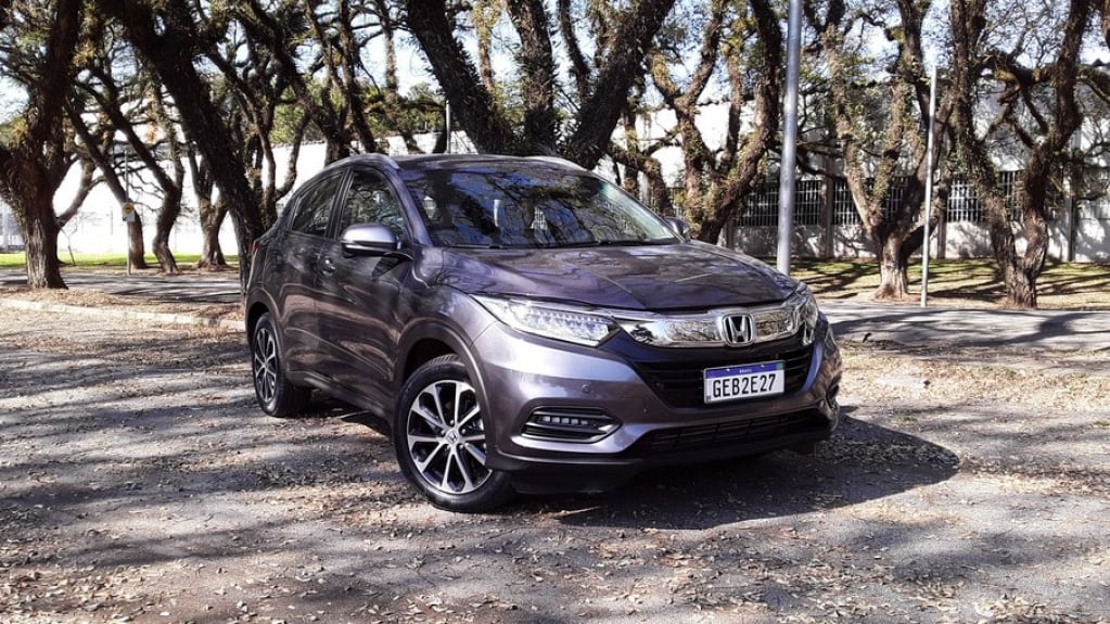 Honda HR-V Touring 2021: SUV compacto com preço de médio