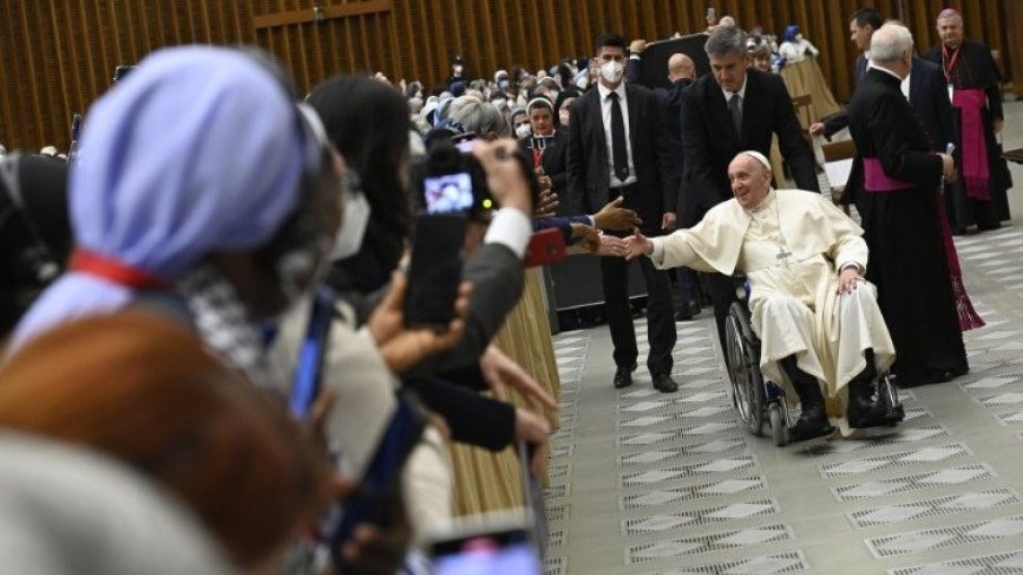 Sem salário justo, trabalho se torna escravidão, diz Papa Sem salário justo, trabalho se torna escravidão, diz Papa
