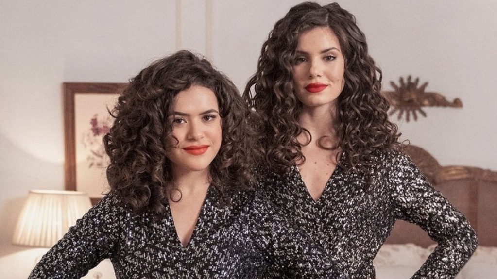 Série estrelada por Camila Queiroz e Maisa Silva ganha nova temporada Série estrelada por Camila Queiroz e Maisa Silva ganha nova temporada