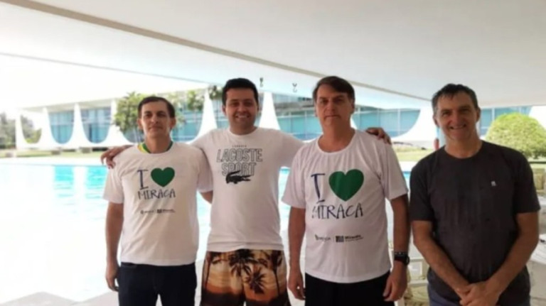 Caixa autoriza R$ 29 milhões para cidade da família de Jair Bolsonaro