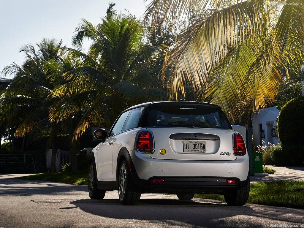 Mini Cooper SE. Foto: Divulgação