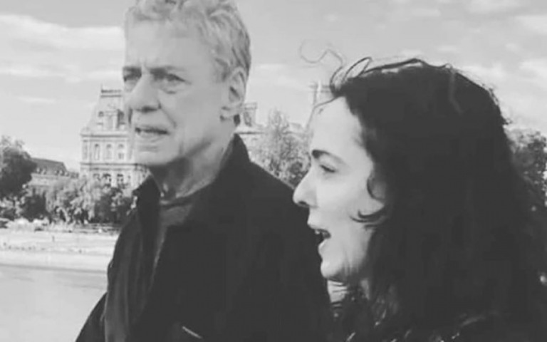 Filha de Chico Buarque homenageia cantor no seu aniversário
