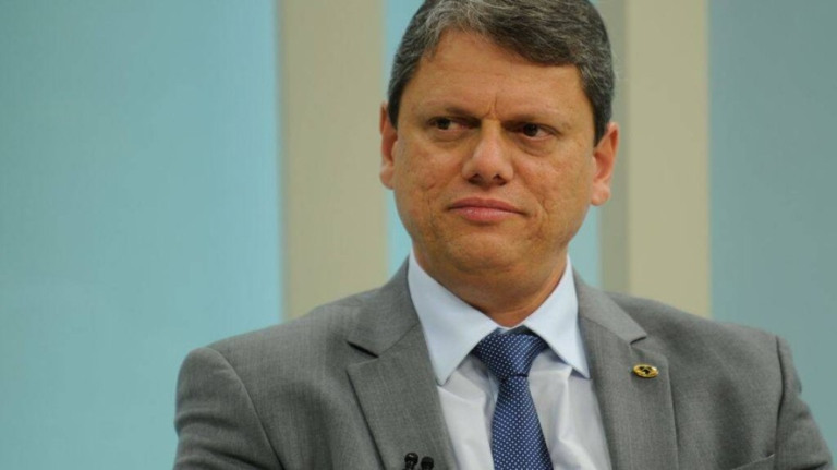 Tarcísio de Freitas, do Republicanos, é eleito governador de São Paulo