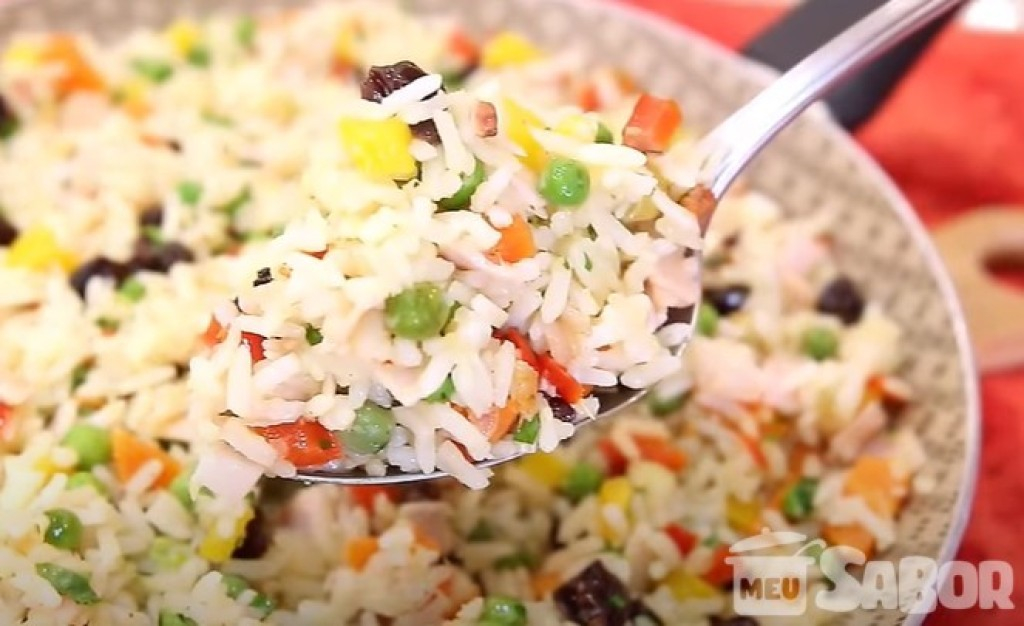 Aprenda a fazer um almoço rápido e fácil na panela de pressão: Arroz Primavera