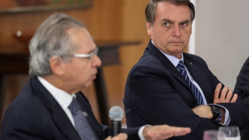 Bolsonaro envia ao Congresso projeto que remaneja R$ 9,3 bi para Auxílio Brasil