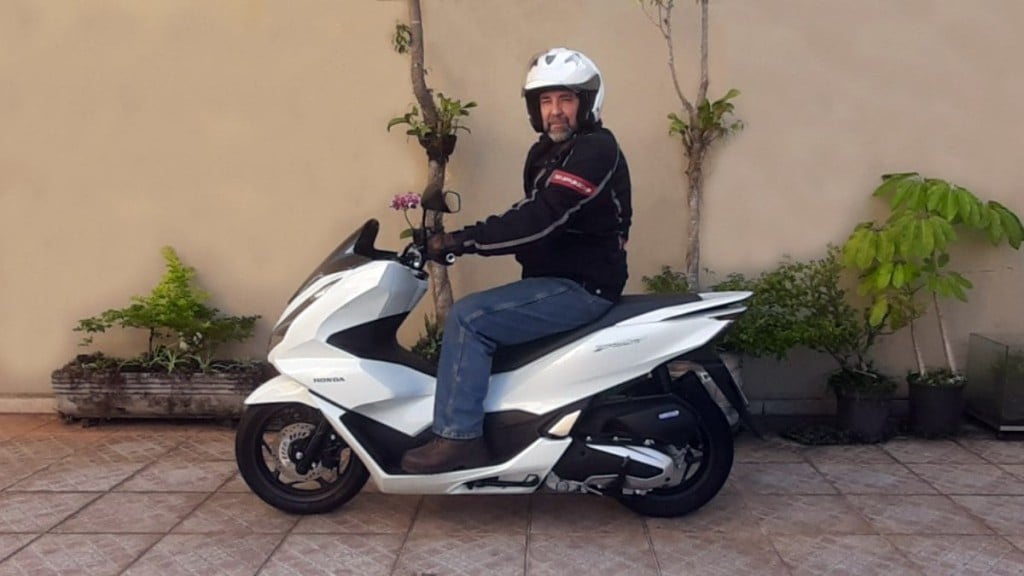 Guilherme Marazzi O novo scooter Honda PCX 160 cumpriu na estrada o que foi previsto na teoria