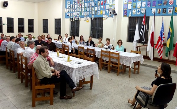 Rotary Leste, candidatas a Miss Nikkey, festas e muito mais