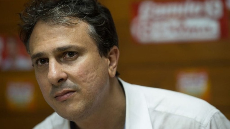 Camilo Santana revela quais medidas adotará ao assumir o MEC