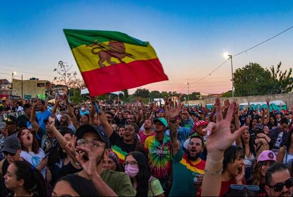 Público do Mato Seco no Palco São Miguel Paulista. Foto: Reprodução/Instagram