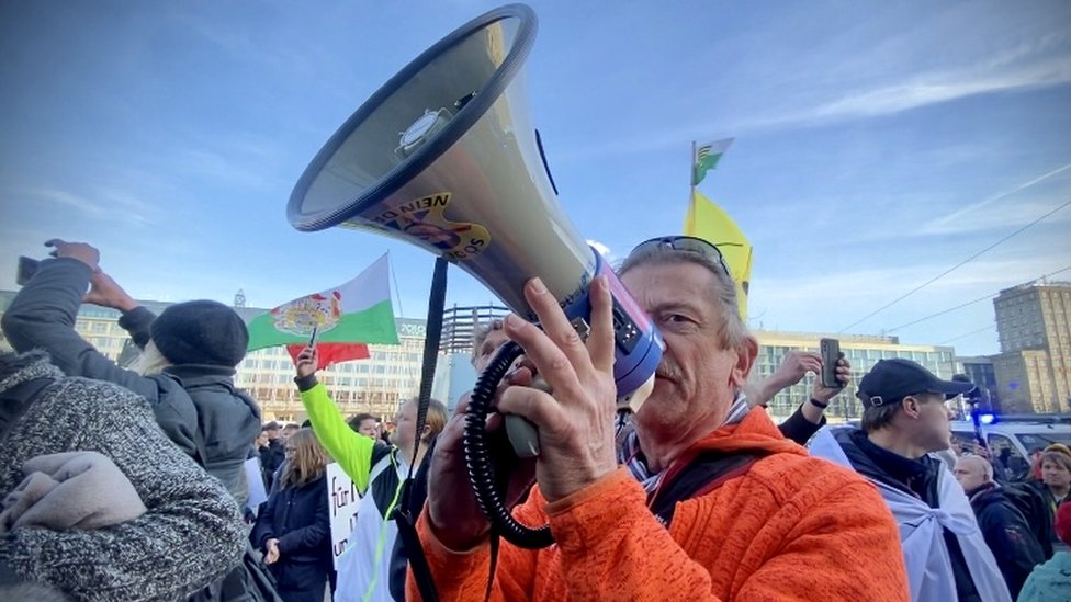 Protesto contra vacinas em Leipzig