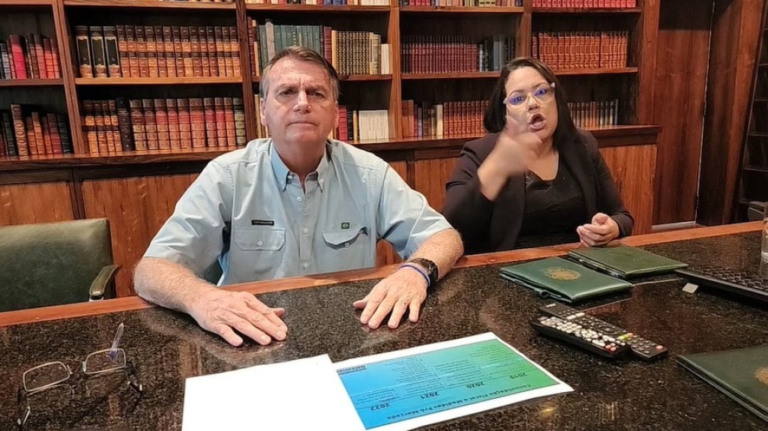 Bolsonaro insinuou que tentou interferir no resultado das eleições