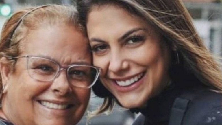 Mari Gonzalez desabafa após noite com mãe em hospital: "Não é fácil"