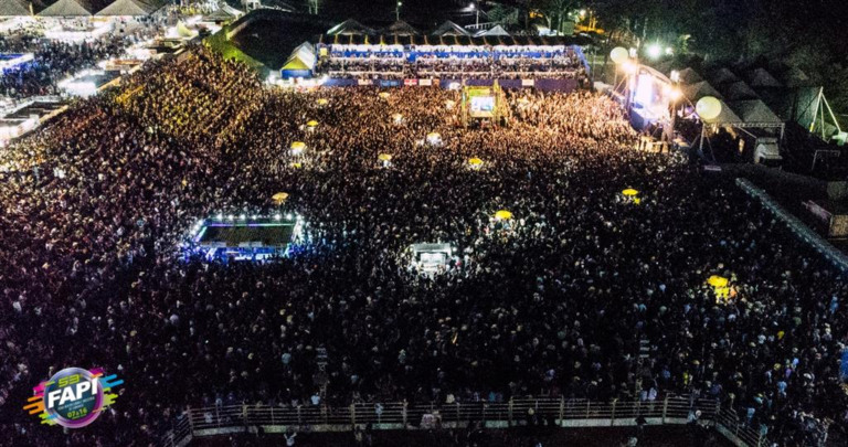 Prefeitura corta repasse e Fapi com shows e recorde de vendas é cancelada