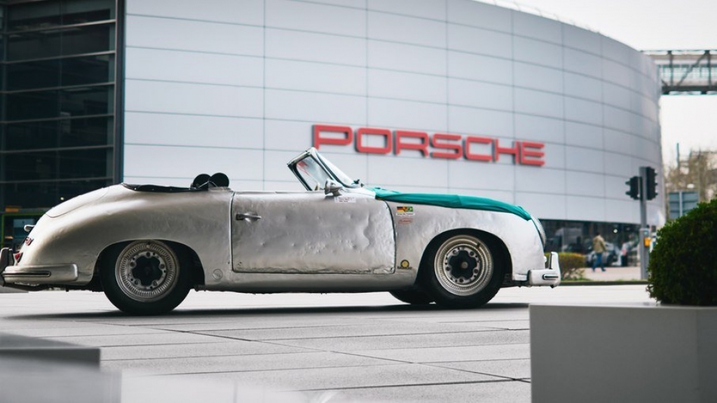 Porsche 356 sai do Brasil e comemora 70 anos na Alemanha