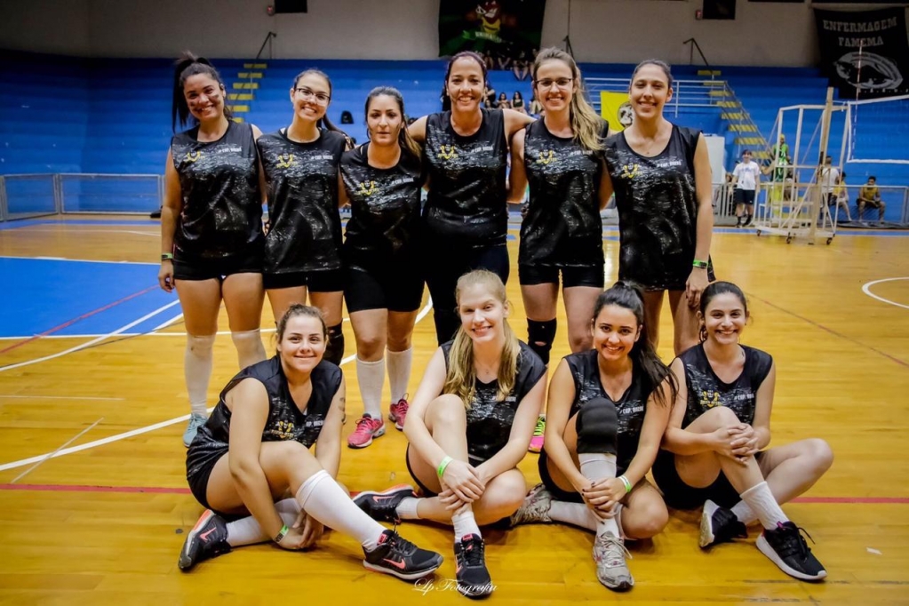 Vôlei feminino do UNIVEM é a campeão de Jogos Universitários de Marília