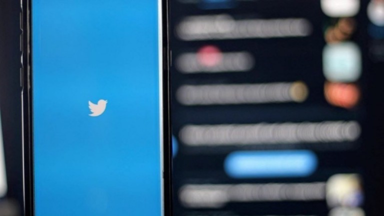 Apesar de mudanças da Apple, Twitter tem salto no faturamento