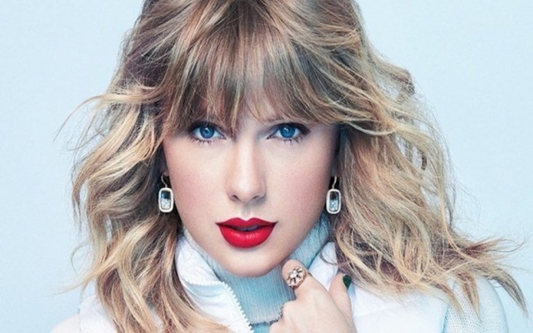Taylor Swift surpreende os fãs ao lançar nova faixa "Carolina"