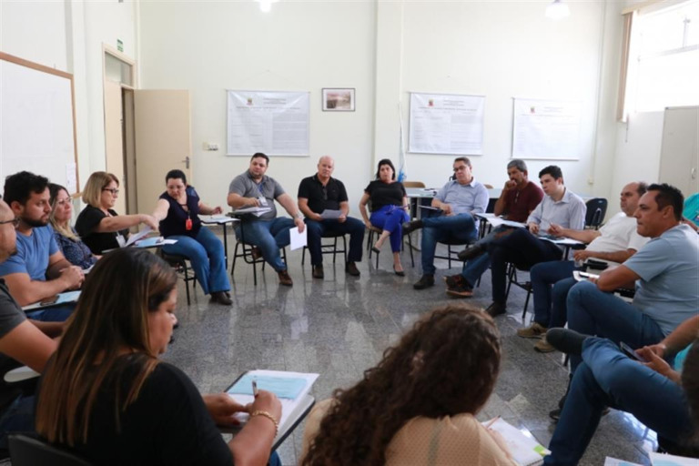 Educação de Garça divulga regras de segurança e pede atenção em escolas