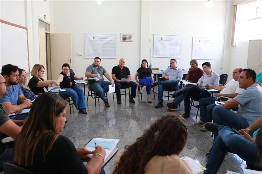 Educação de Garça divulga regras de segurança e pede atenção em escolas