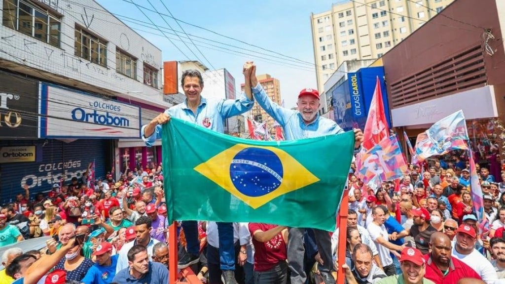Esquerda quer amordaçar discurso político no Brasil, diz artigo do WSJ