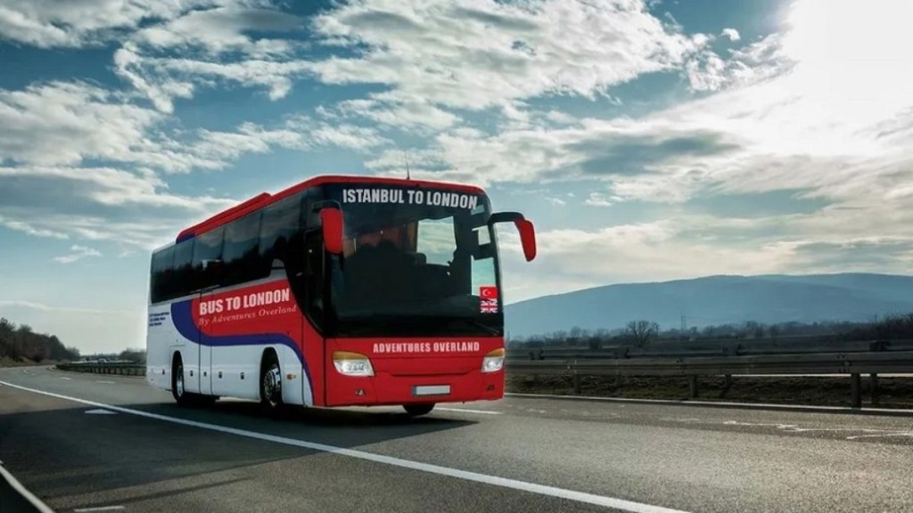 Bus to London/Divulgação A viagem está prevista para começar em agosto deste ano