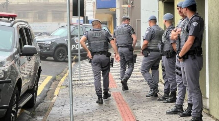 Operação cumpre ,mandados em Marília e investiga fraude milionária – Fabio Modesto/Tv Tem
