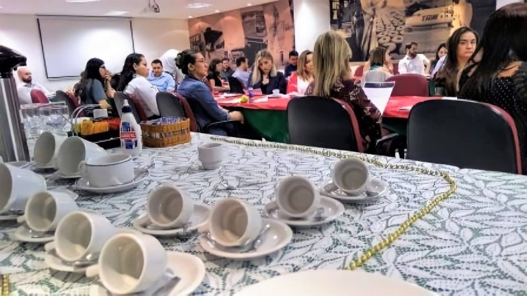 Acim retoma Café Empresarial e terá debate sobre assedio moral no trabalho