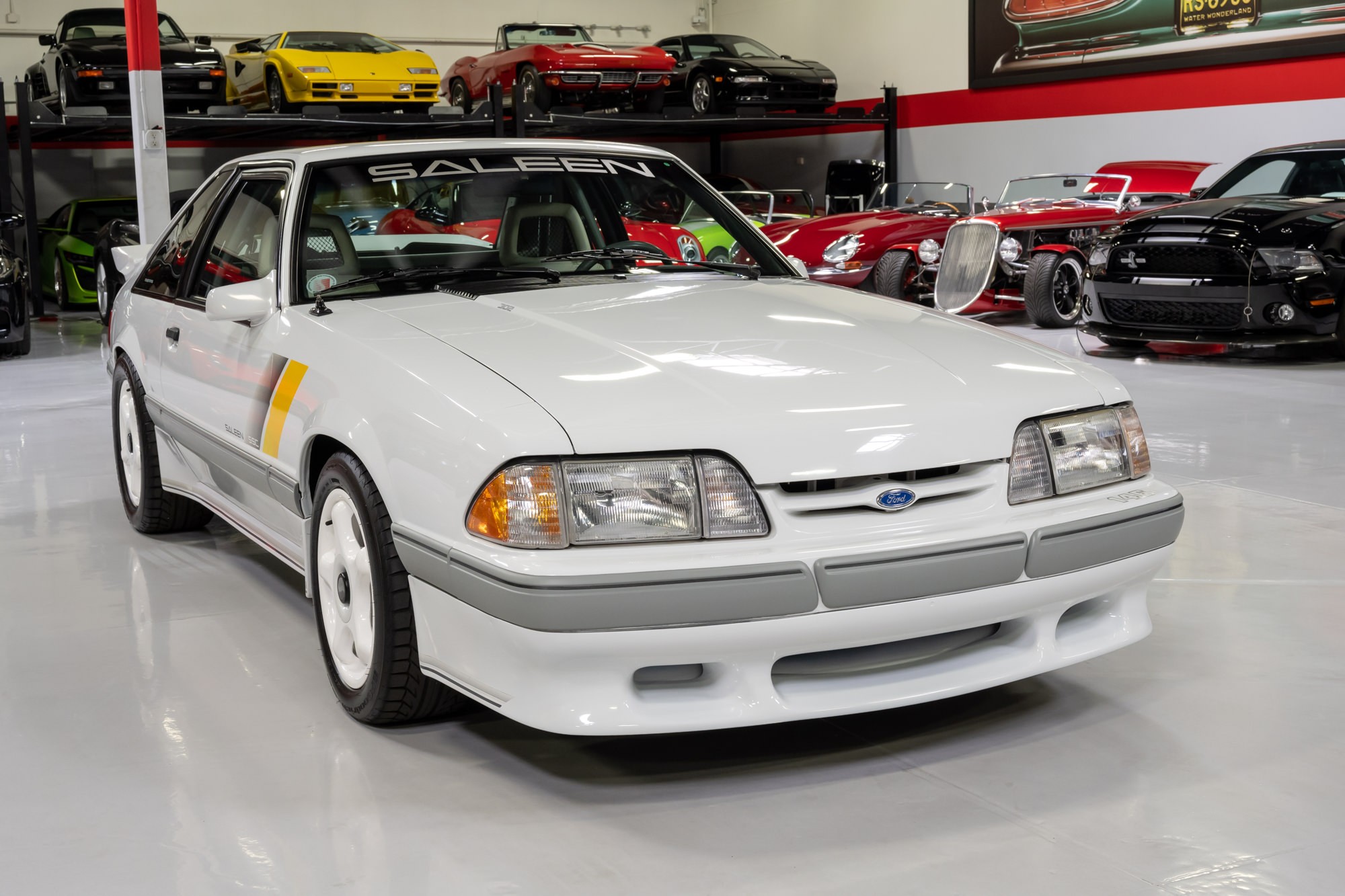 Ford Mustang Saleen SSC . Foto: Divulgação - Bring a Trailer