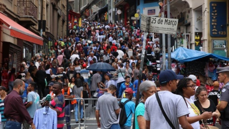 Prefeitura de SP promove mutirão com mais de 700 vagas de emprego