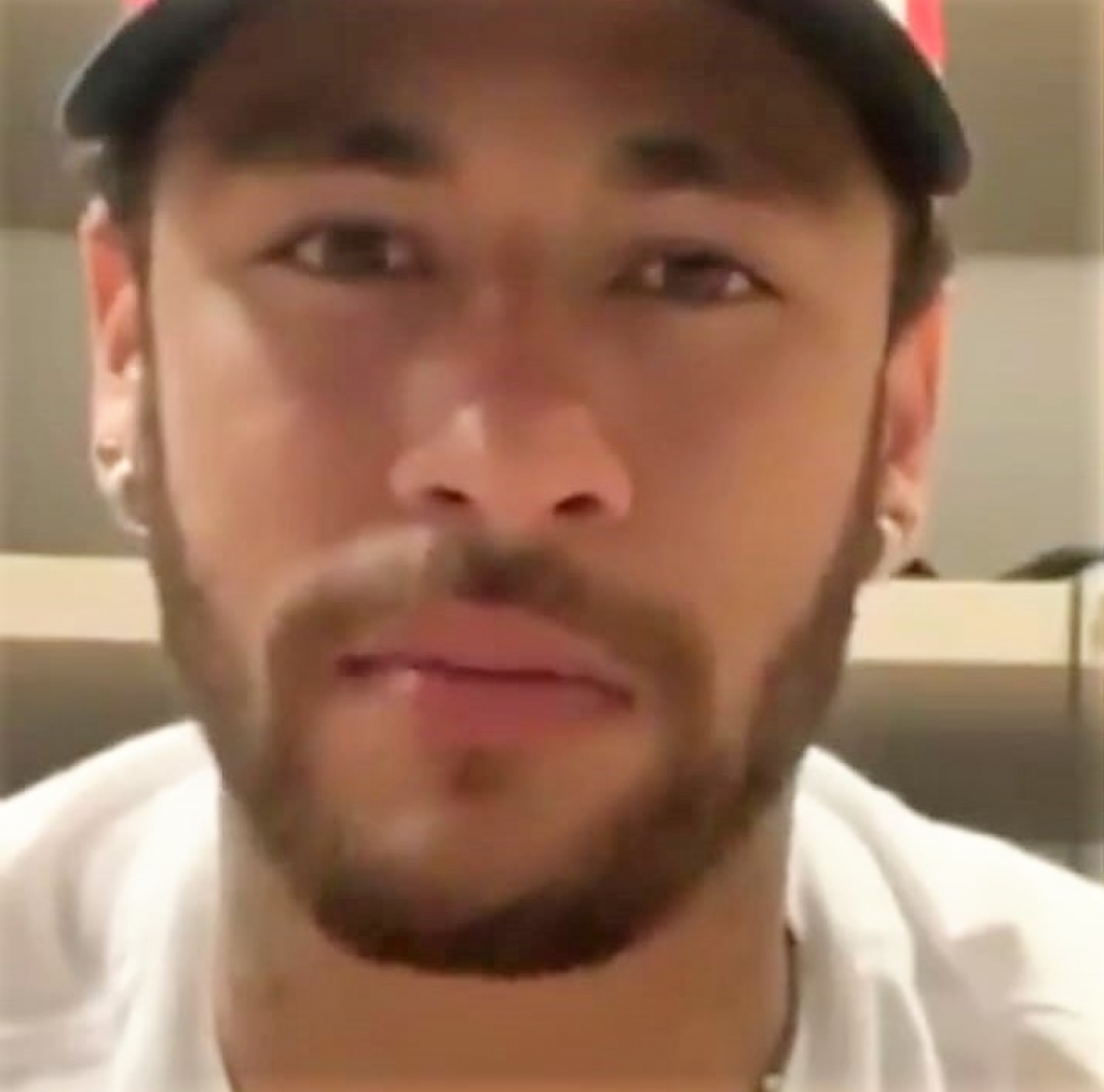 Acusado de estupro, Neymar divulga conversas íntimas com denunciante