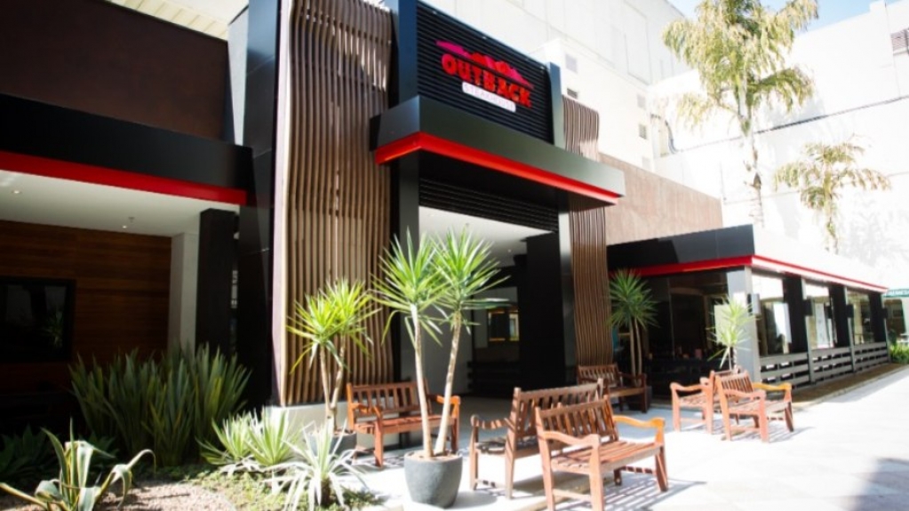 Clientes do Outback e Abbraccio já podem fazer reserva online; saiba mais