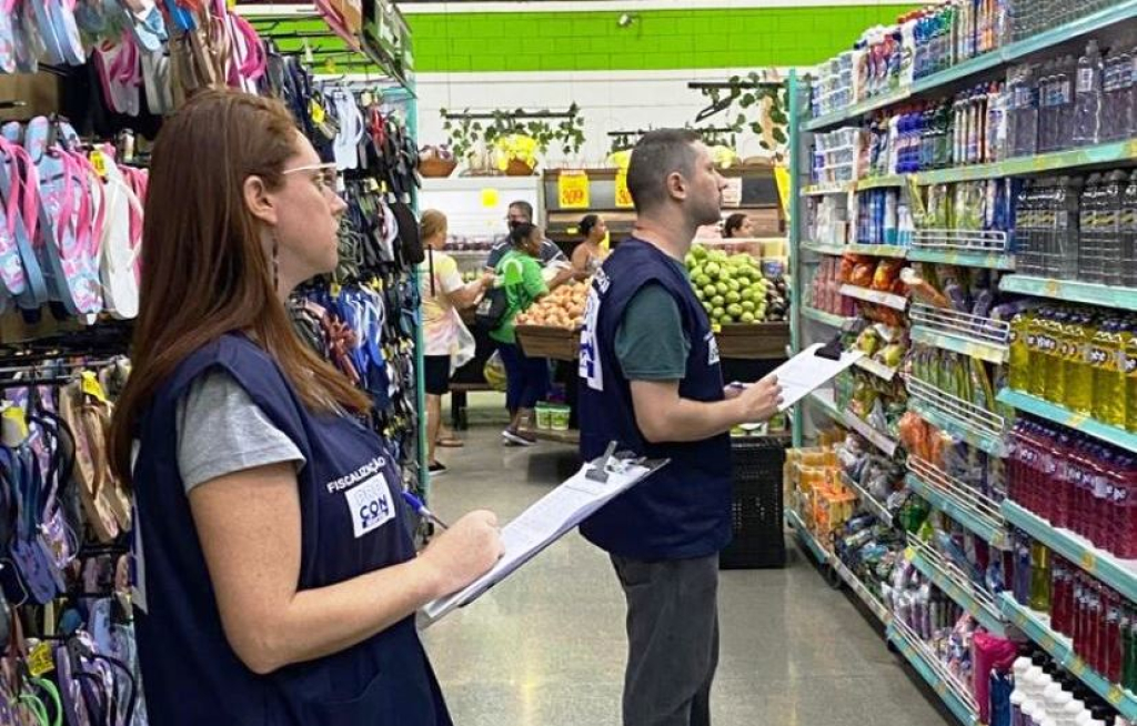 Procon mostra 'leve queda' em custo da cesta básica em Marília