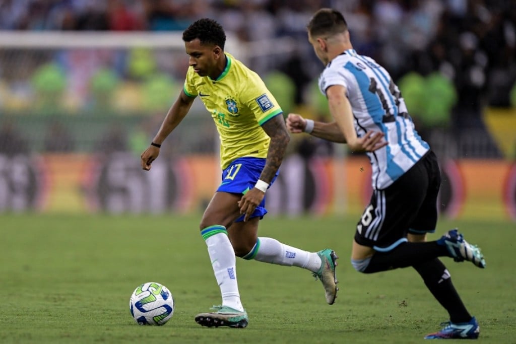 Brasil perde para Argentina e amarga 6° lugar nas Eliminatórias da Copa