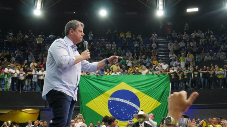 Tarcísio declara eterna gratidão a Bolsonaro