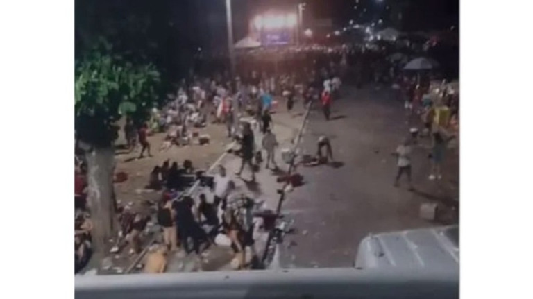 Tiroteio no carnaval em Magé (RJ) acaba com dois mortos e 19 feridos