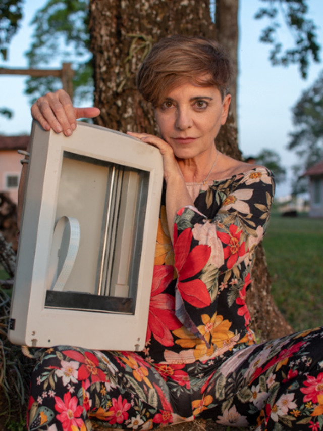 Edital seleciona exposição de Marília e leva arte de Lú Crepaldi pelo Estado